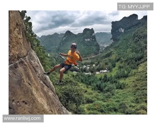 广州攀岩队的训练节奏与成绩表现深度对比分析 广州攀岩队的训练节奏与成绩表现深度对比分析