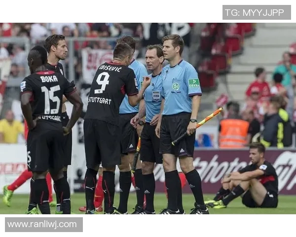 沃尔夫斯堡主场不败，保持不败势头击败勒沃库森